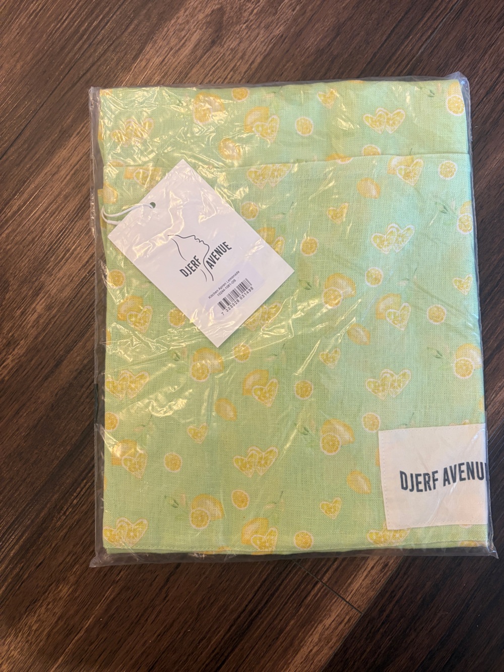 Djerf Avenue Pastel Green Linen Apron with Yellow lemon Print - Picture 6 of 9